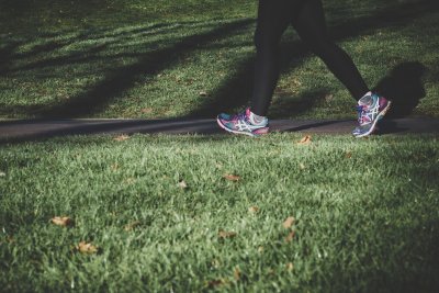 Japanese walking: de fitnesstrend van 2026 die echt werkt
